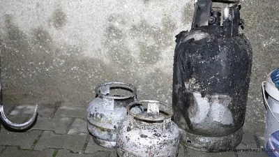 Kahramanmaraş'în Elbistan ilçesi Karaelbistan Mahallesi’nde müstakil bir evde yemek yapıldığı