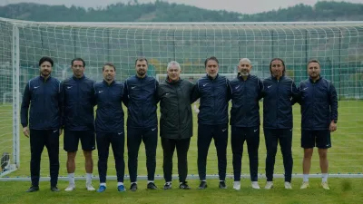 Kahramanmaraş İstiklalspor’da teknik direktör Mehmet Altıparmak takımla ilk antrenmanına çıktı.