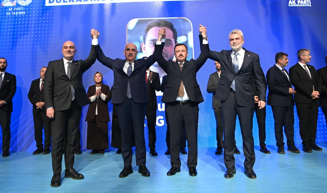 AK Parti İl Danışma Meclisi Toplantısı’nda konuşan Büyükşehir Belediye Başkanı
