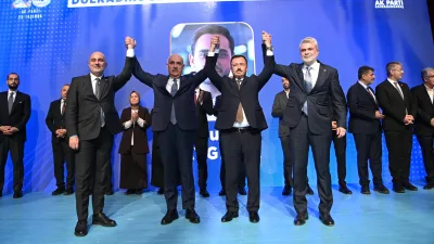 AK Parti İl Danışma Meclisi Toplantısı’nda konuşan Büyükşehir Belediye Başkanı