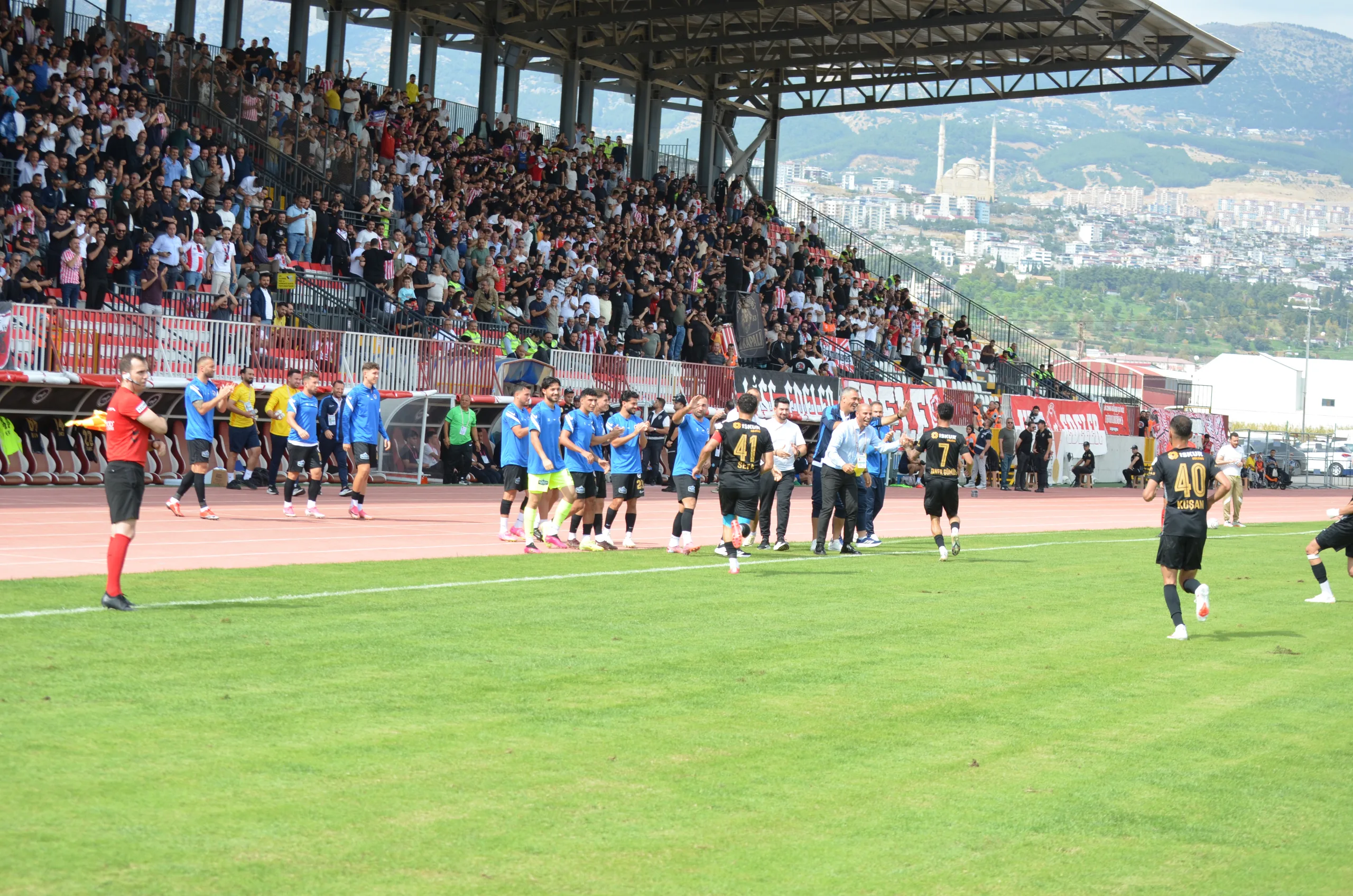 İstiklalspor demir kırdı!