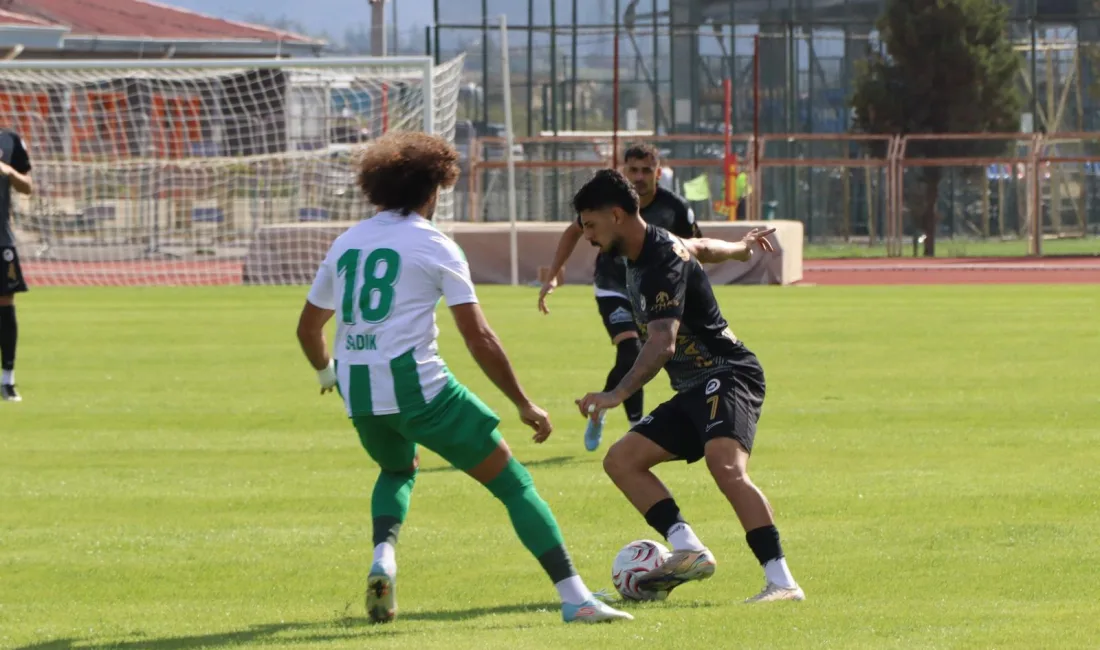Kahramanmaraş İstiklalspor, kendi evinde Serikspor'u 4-1 mağlup ederek ligdeki 3.