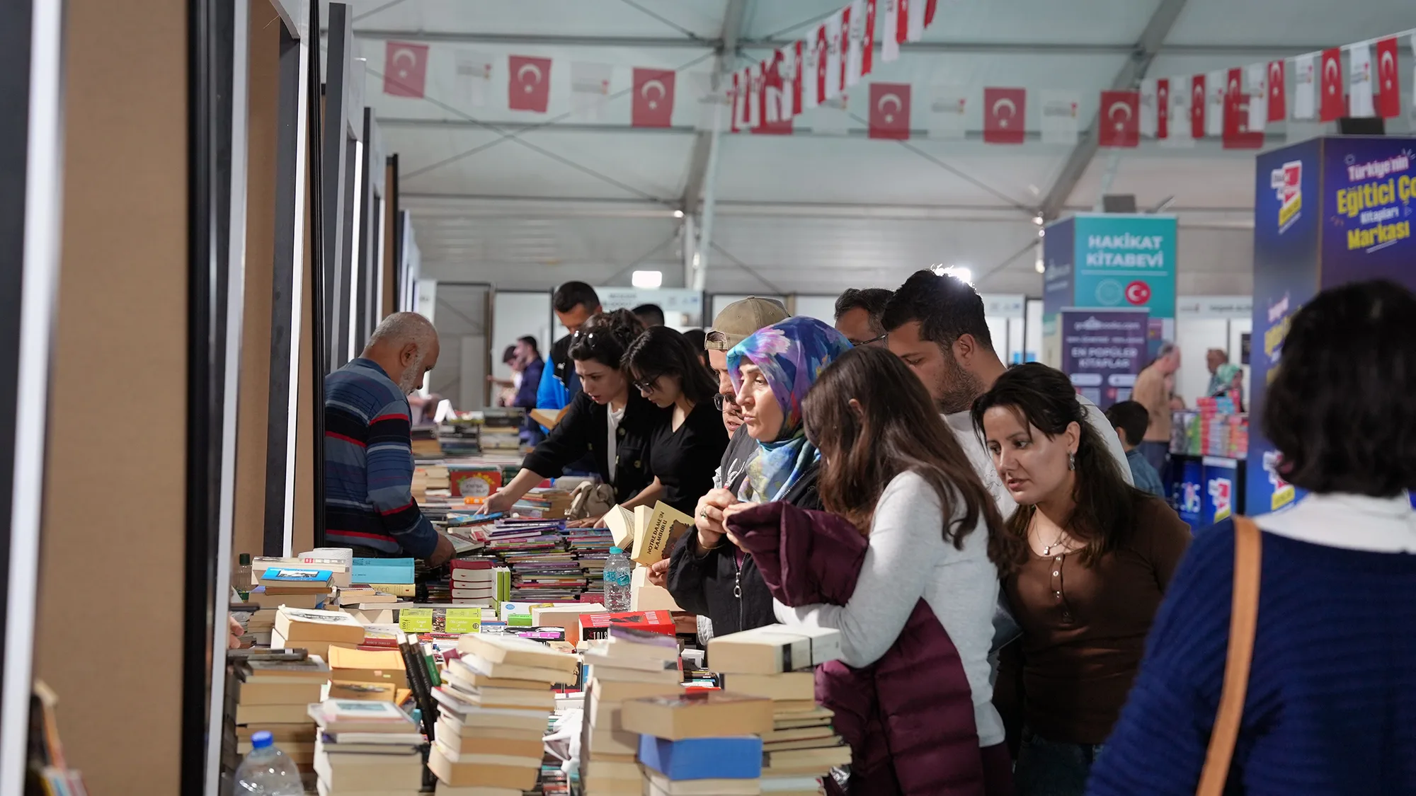 Kitap fuarı’nda kuşaklararası buluşma!