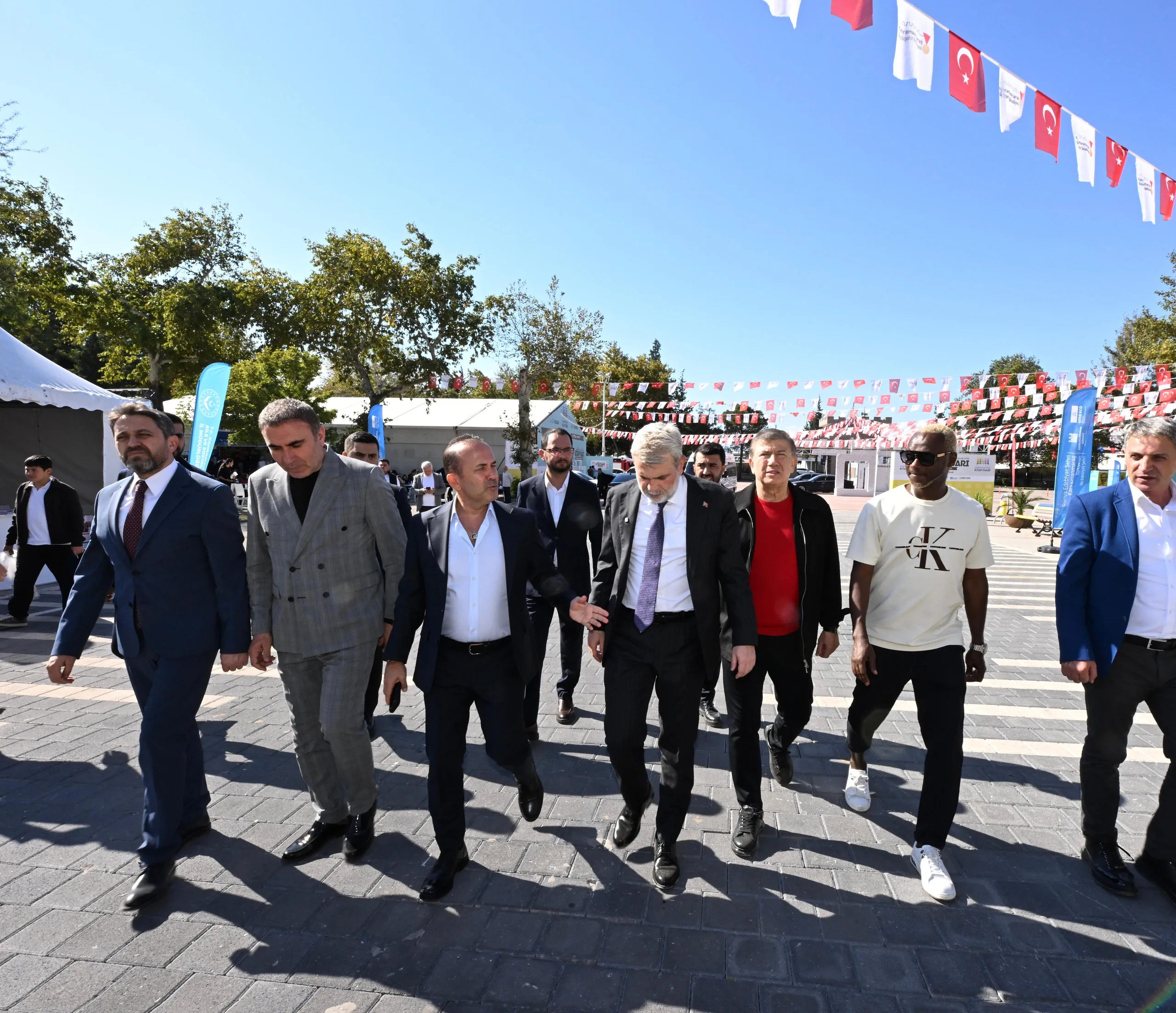 Futbol efsaneleri kitap fuarı’nda kahramanmaraşlılarla buluştu
