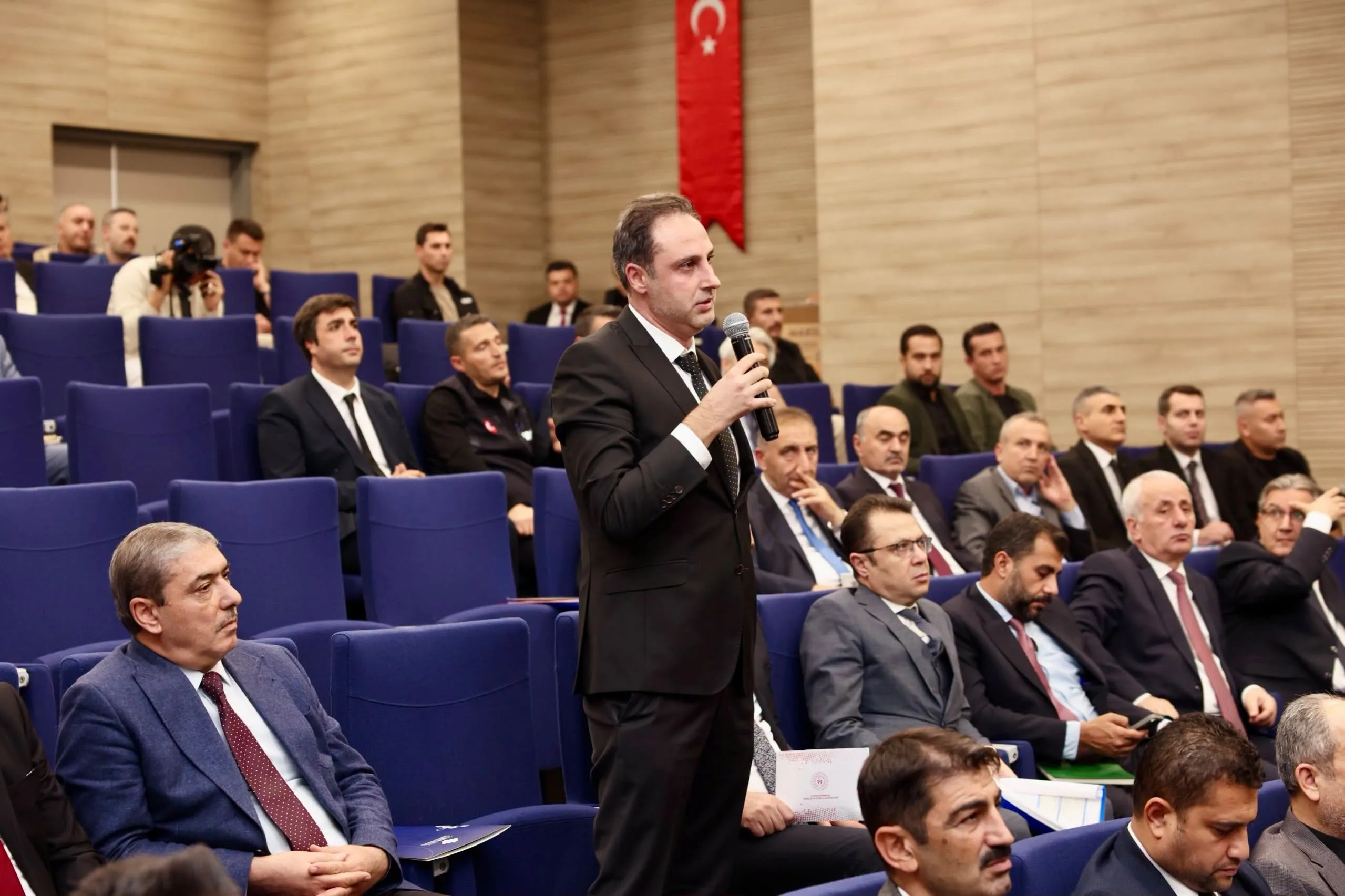 Vali ünlüer’den kahramanmaraş’a kredi müjdesi!
