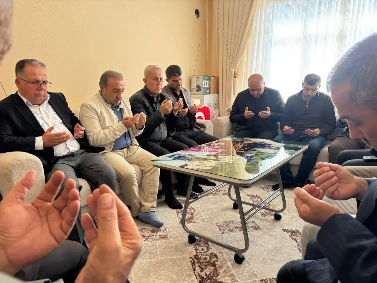 Andırınlı Şahin’den İspir Ailesine Taziye Ziyareti