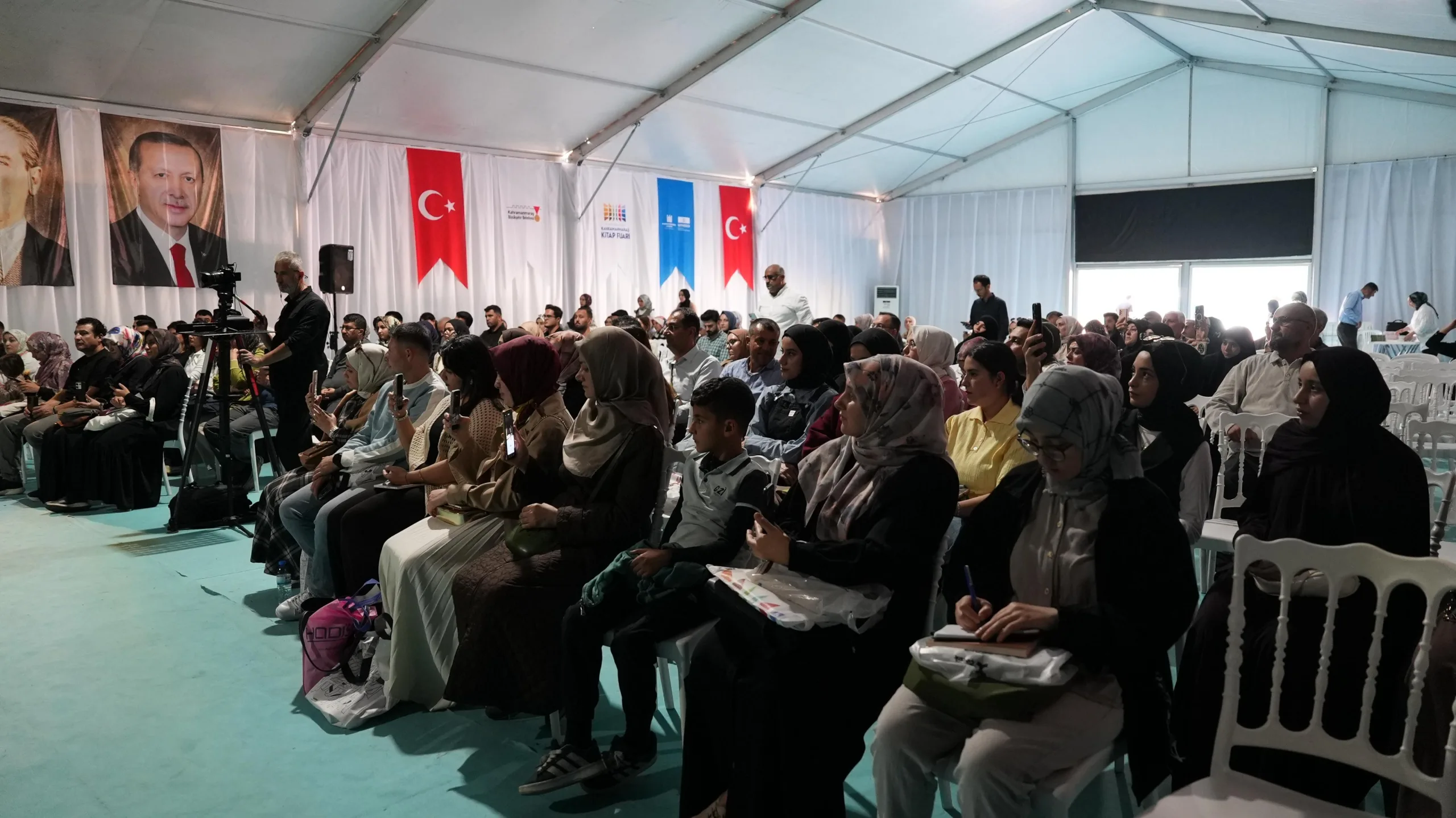 Usta şair nurullah genç kahramanmaraşlılarla buluştu!