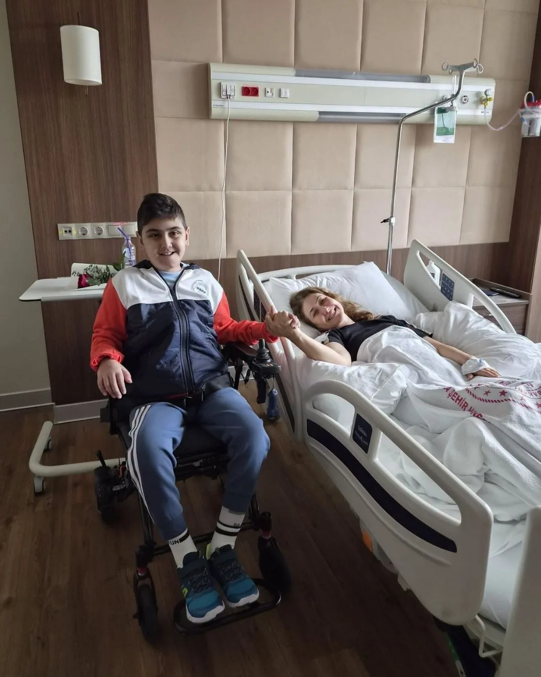 Bu kez roller değişti: mhp’li karakoç’a çok özel ziyaret!