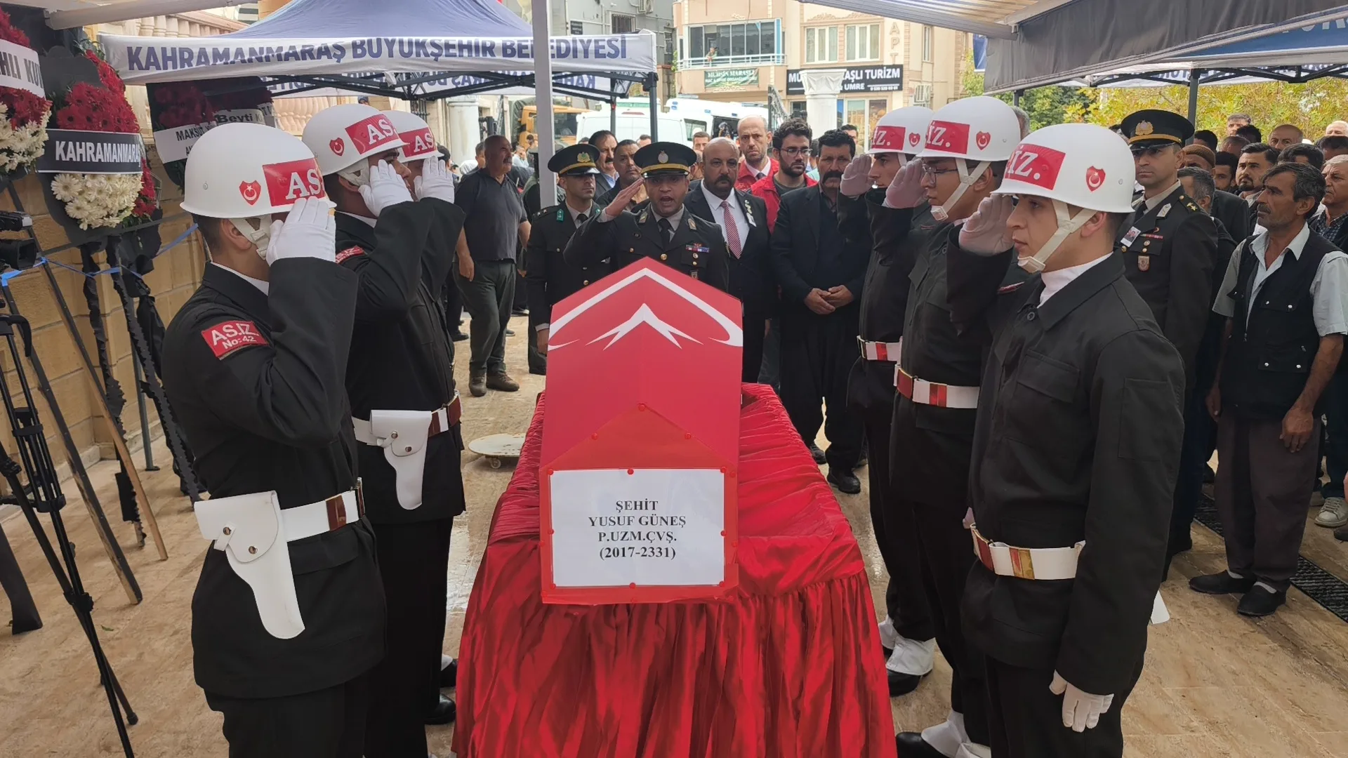 Kahramanmaraş şehidini ebediyete uğurladı!