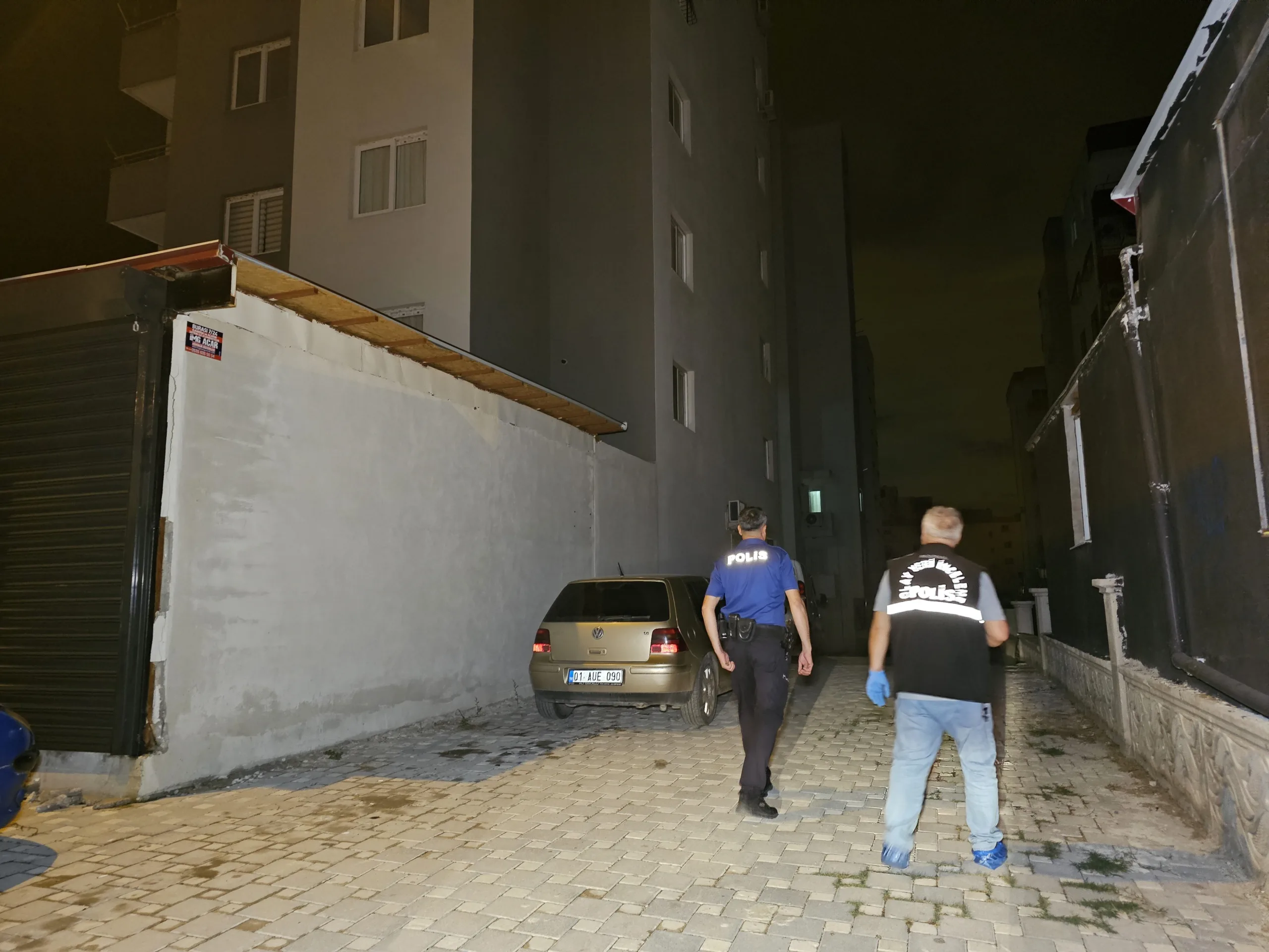 Sevgilisinin eski kocasından kaçmak i̇sterken canından oldu! Sevgilisinin eski kocasından kaçmak i̇sterken canından oldu!