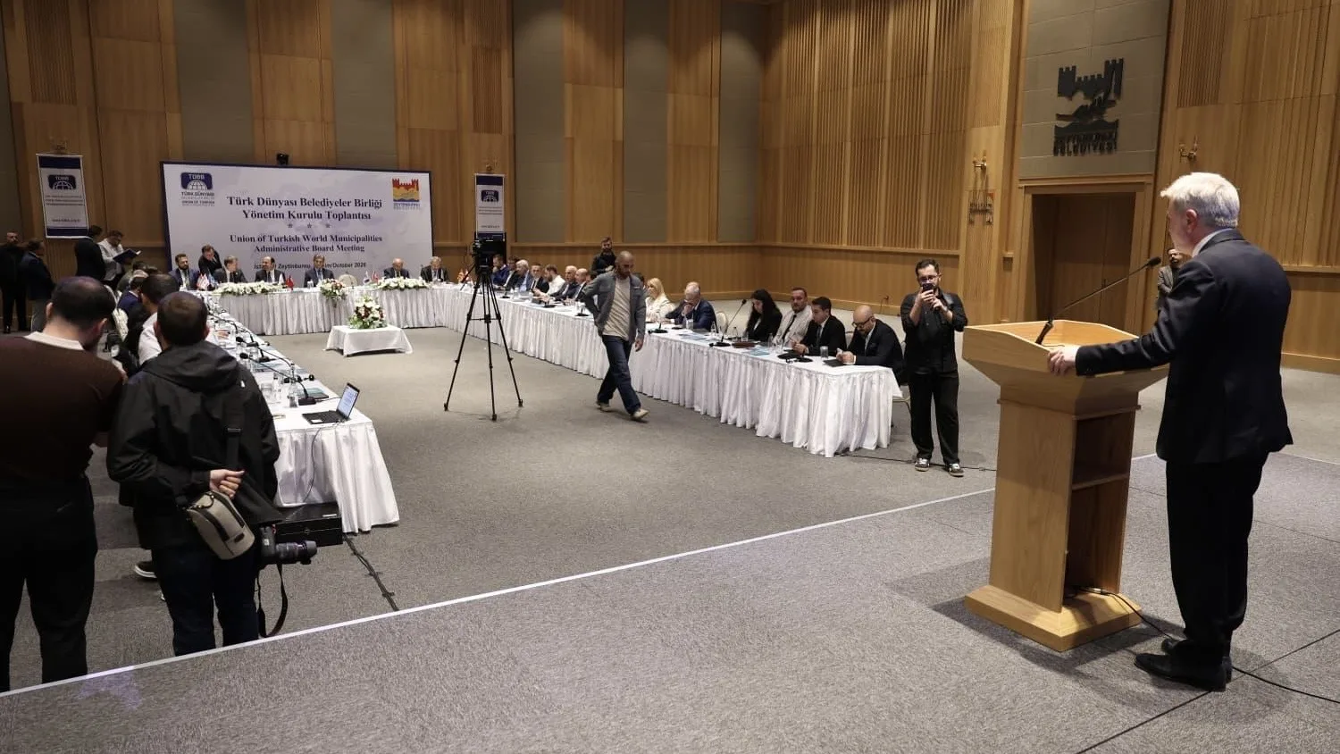 Türk dünyası belediyeler birliği’nin yeni başkanı fırat görgel oldu!