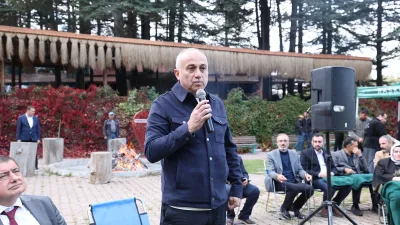 Onikişubat Belediye Başkanı Hanifi Toptaş, ilçedeki mahalle muhtarlarıyla özel bir