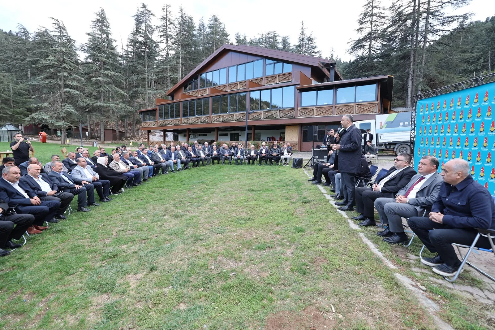 Başkonuş yaylası’nda dikkat çeken zirve!
