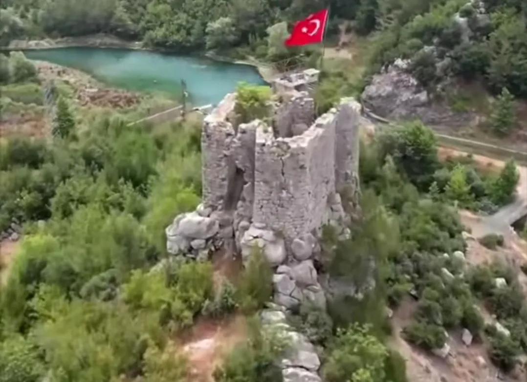 Andırın’da tarih ve doğanın buluştuğu nokta: haştırın kalesi!