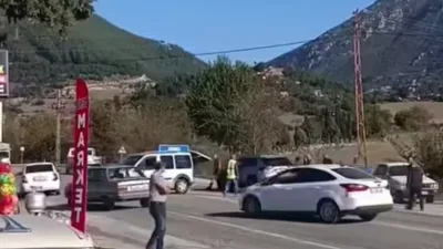 Kahramanmaraş’ın Andırın ilçesinde meydana gelen trafik kazasında şans eseri can