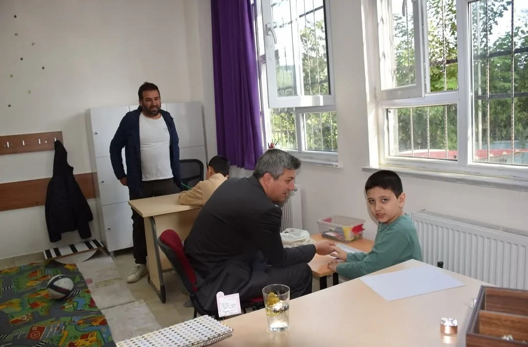 Andırın i̇lçe millî eğitim’den şehit erdal kama okuluna ziyaret