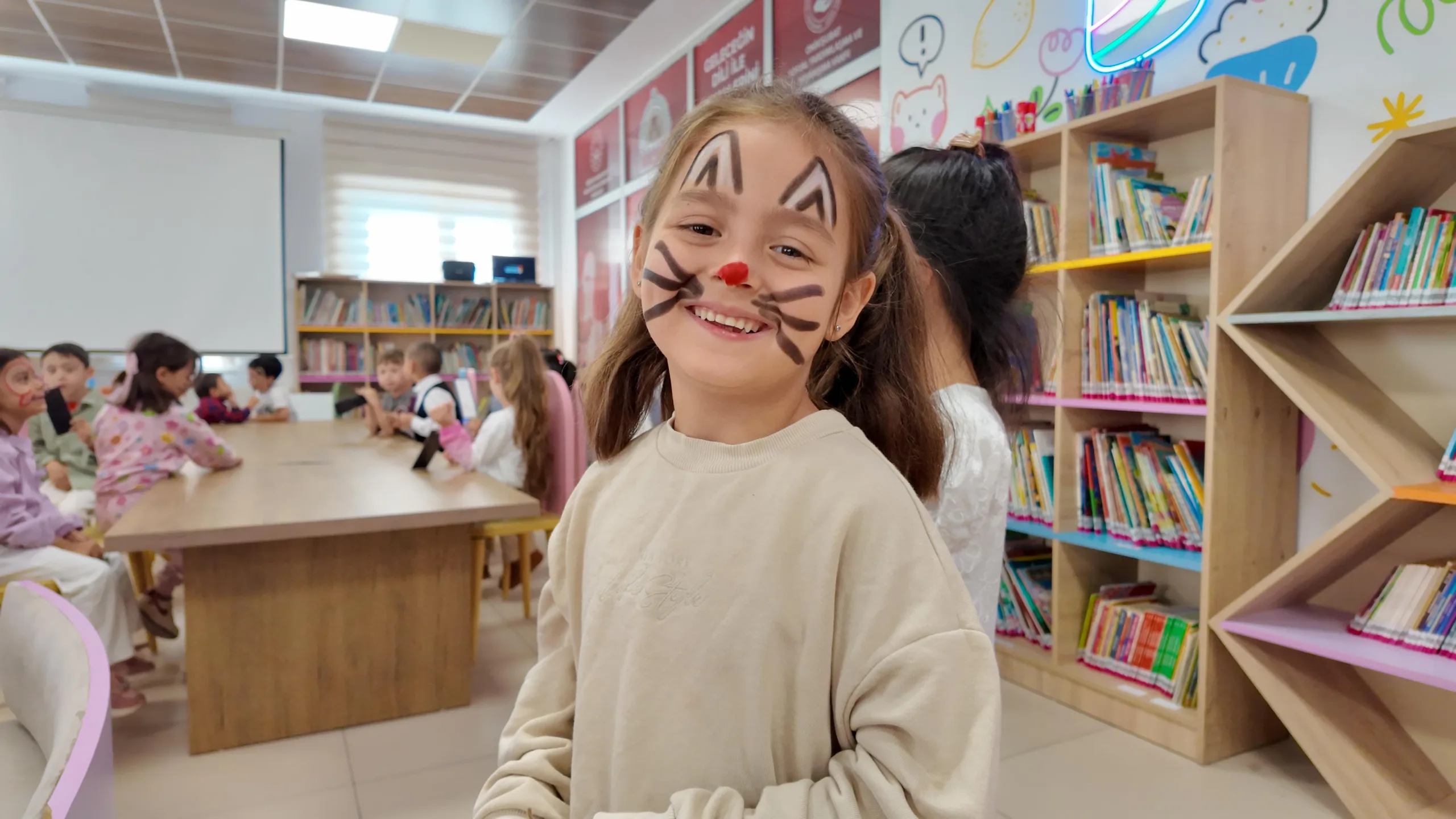 Unesco edebiyat şehrinde çocuklar kitaplarla buluştu!