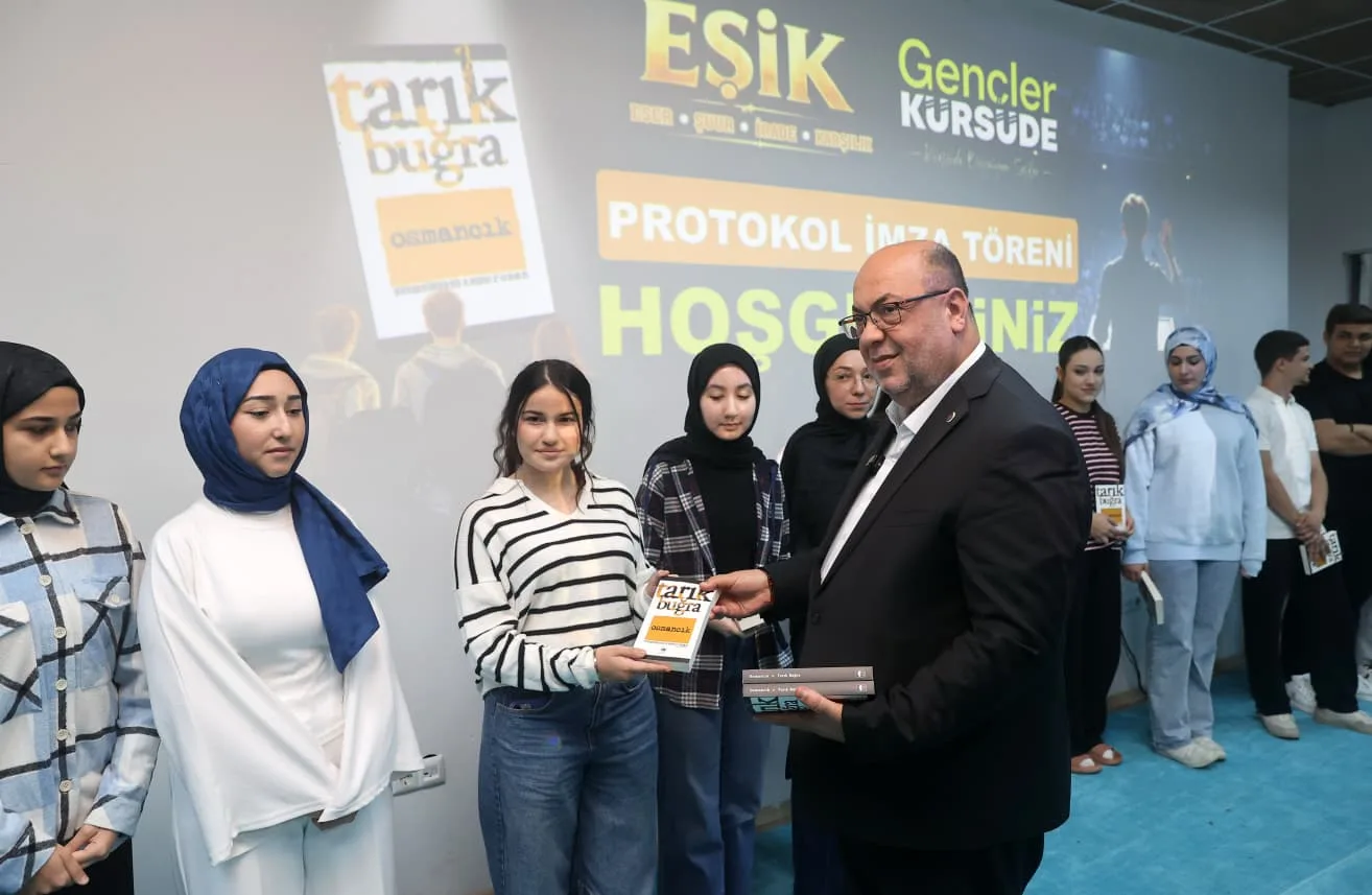 Dulkadiroğlu’nda gençler i̇çin eğitime güçlü i̇mzalar atıldı!