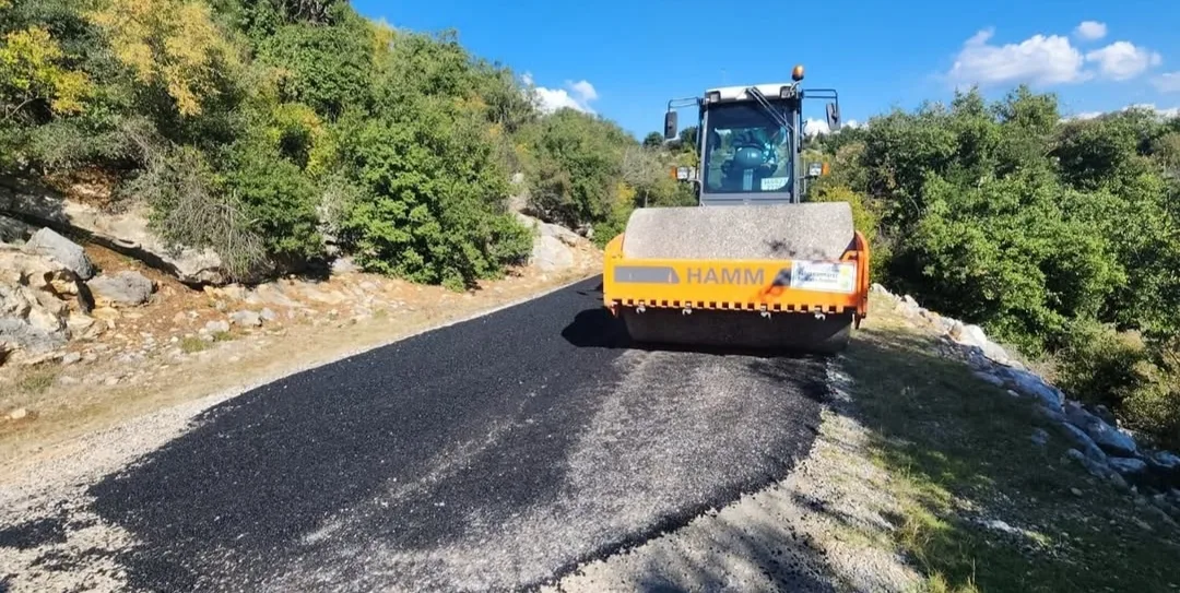 Kahramanmaraş Büyükşehir ve Andırın belediyelerinin ortak koordinasyonuyla, Hacıveliuşağı Mahallesi grup