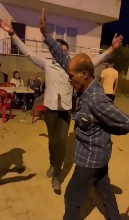 Sosyal medyada milyonlarca kez izlenen ve kıyafet değişimiyle dikkat çeken