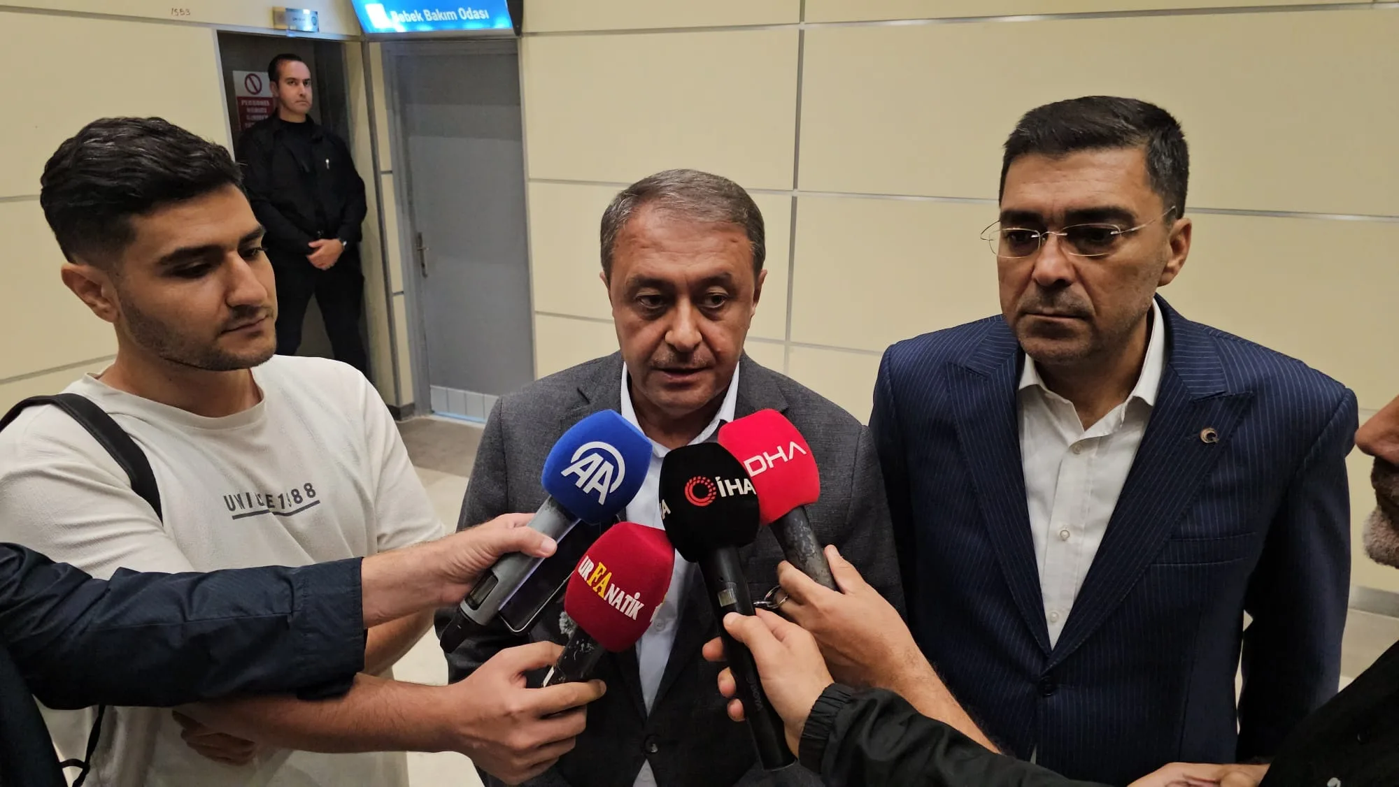'uçakta patlayıcı var' notu paniğe neden oldu!