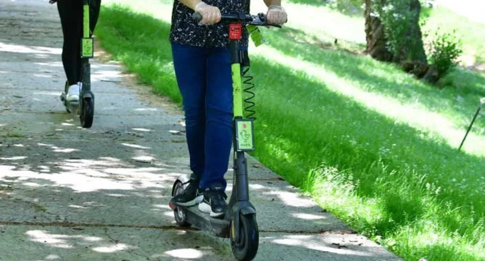 Elektrikli skuter işletmecilerine yönelik idari para cezaları artırıldı. Elektrikli Skuter