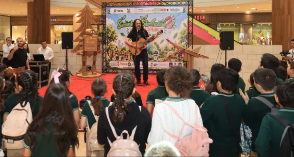 Kipaş kağıt ve müzik kulübü sürbi̇lfest’e renk kattı!