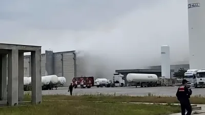 Kahramanmaraş’ın Türkoğlu ilçesindeki Organize Sanayi Bölgesi’nde faliyet gösteren bir gaz