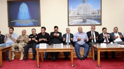 Kahramanmaraş Valisi Mükerrem Ünlüer, aziz şehidimizin kederli ailesini yalnız bırakmayarak