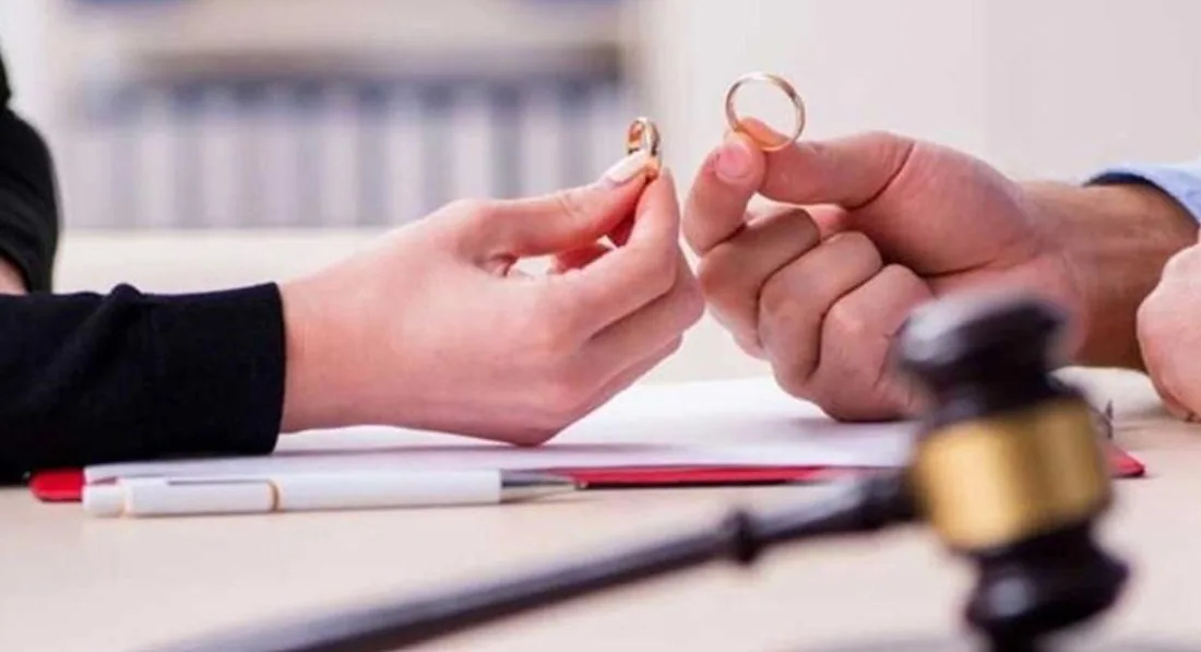 Yargıtay 10. Hukuk Dairesi’nin verdiği karar, boşandığı eşiyle fiilen birlikte