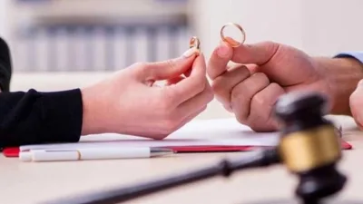 Yargıtay 10. Hukuk Dairesi’nin verdiği karar, boşandığı eşiyle fiilen birlikte